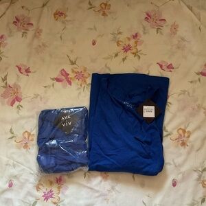 🍂2 Ava ViV Vibrant Blue Top